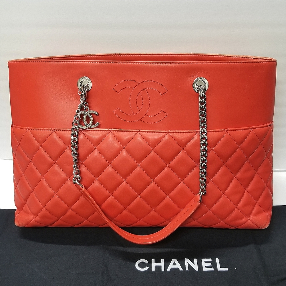 Extra pics for CHANEL Matelasse Cambon XL  quilted Lambskin leather Tote handbag